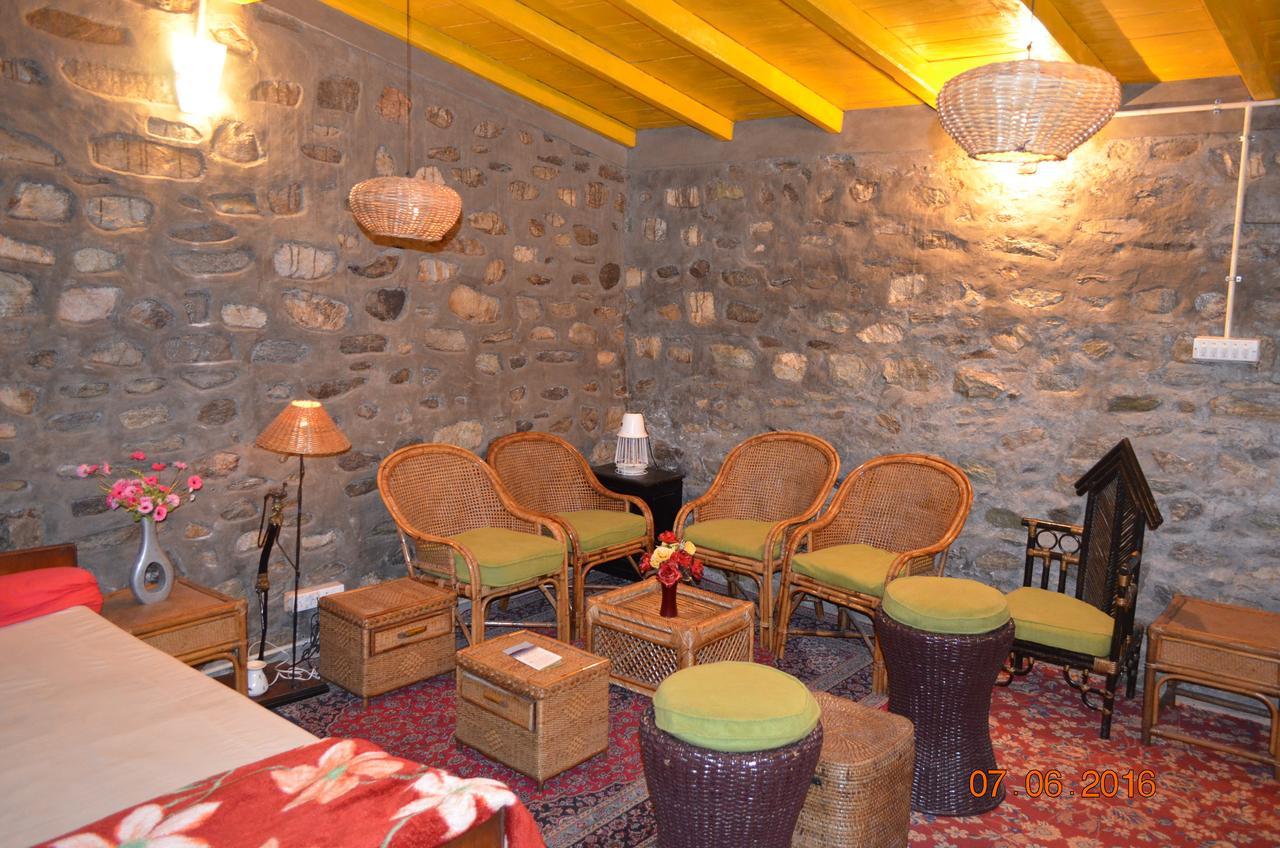 Kafal Resort Nainital Esterno foto